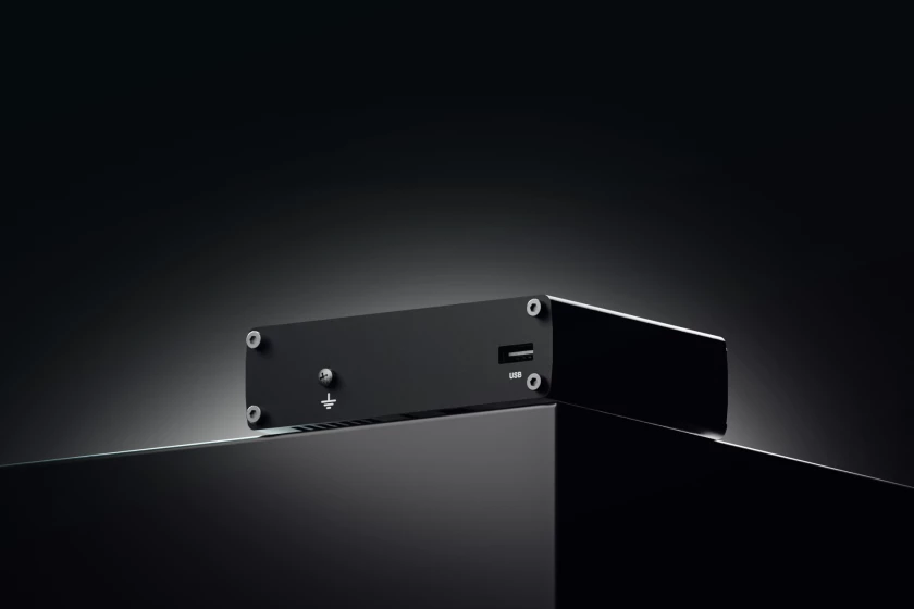 RUTX08 100 rutx08-black-d-840xAuto