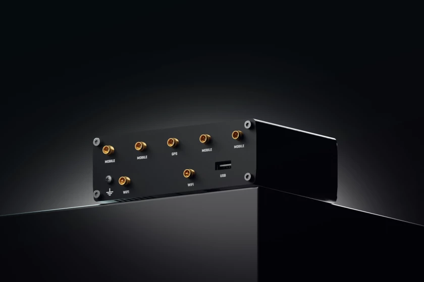 rutx50-black-d-840xAuto