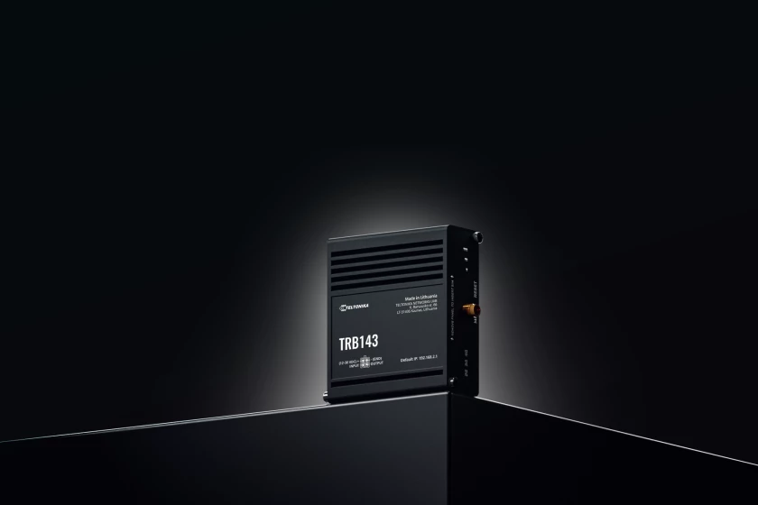 TRB143 8 trb143-black-840xAuto